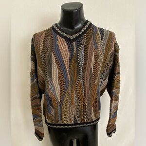 Tundra Canada Sweater Men’s Medium Coogi-Style 3D Cotton Knit V-Beck Sweater EUC